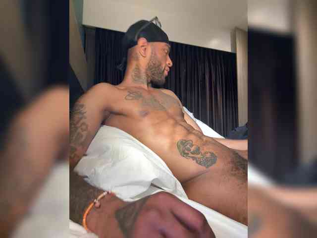 Hugecocklatino Sex Cam Show