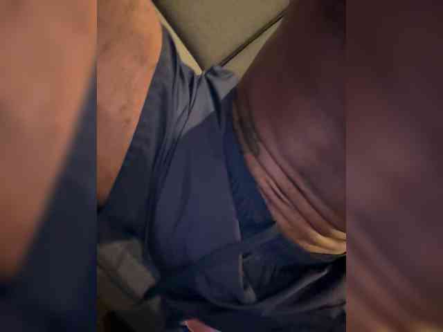 Hugecocklatino Sex Cam Show