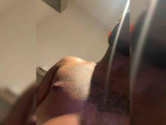 Hugecocklatino Sex Cam Show