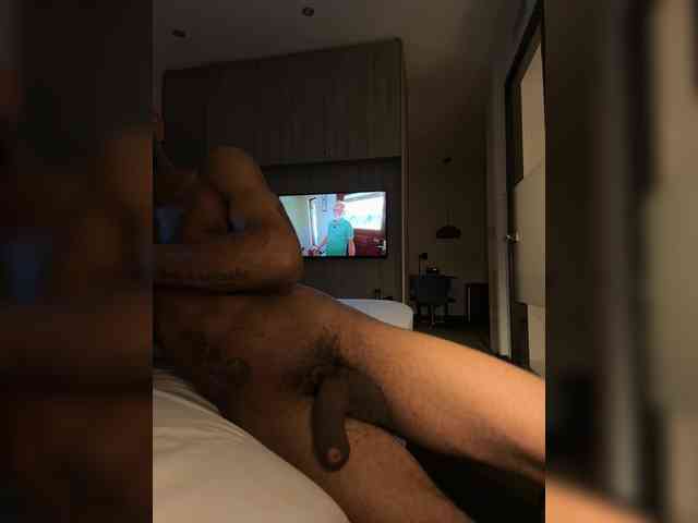 Hugecocklatino Sex Cam Show