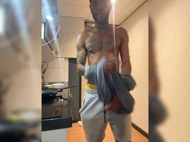 Hugecocklatino Sex Cam Show