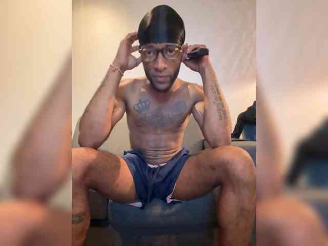 Hugecocklatino Sex Cam Show