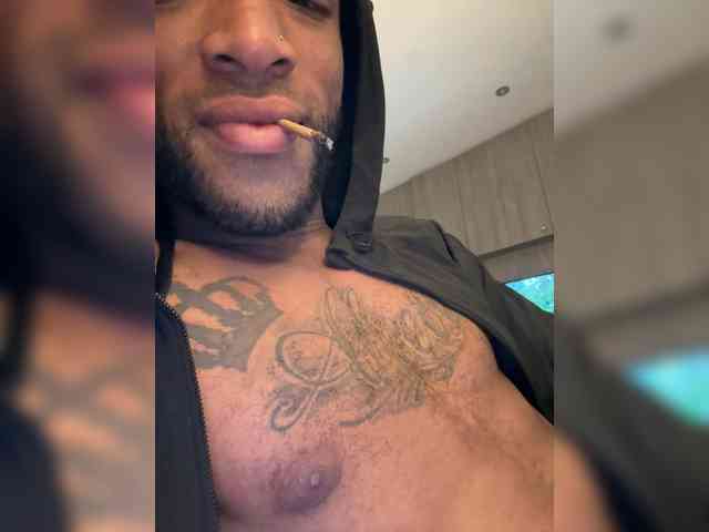 Hugecocklatino Sex Cam Show