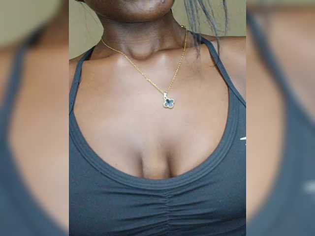 Jade008 live cam on BongaCams