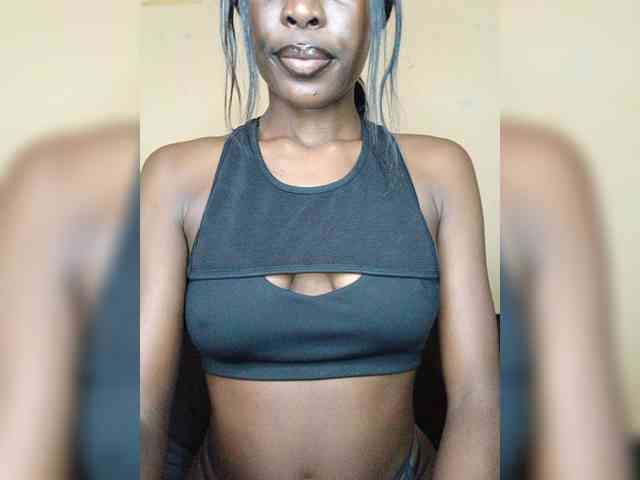 Jade008 Live Webcam on BongaCams