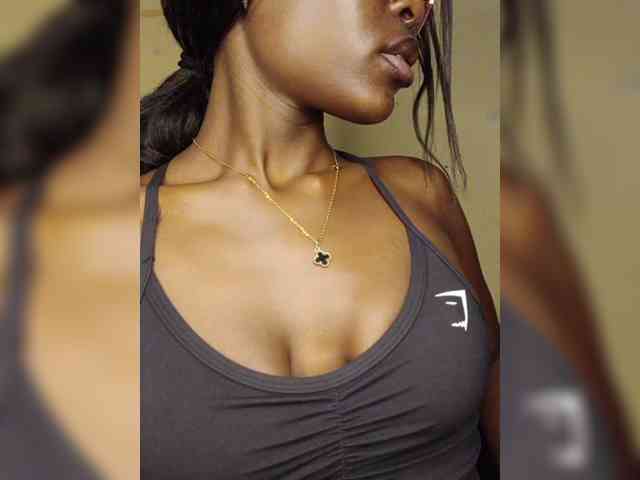 Jade008 webcam