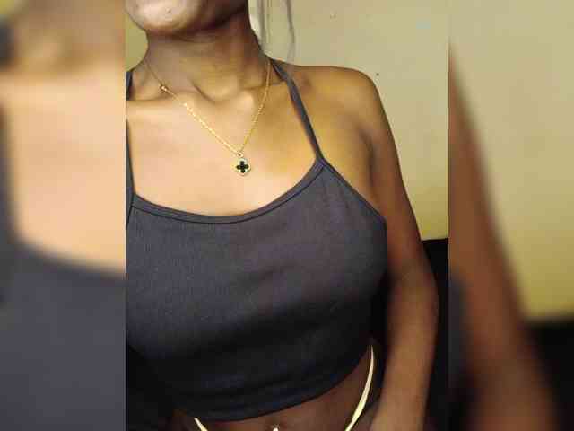 Jade008 webcam