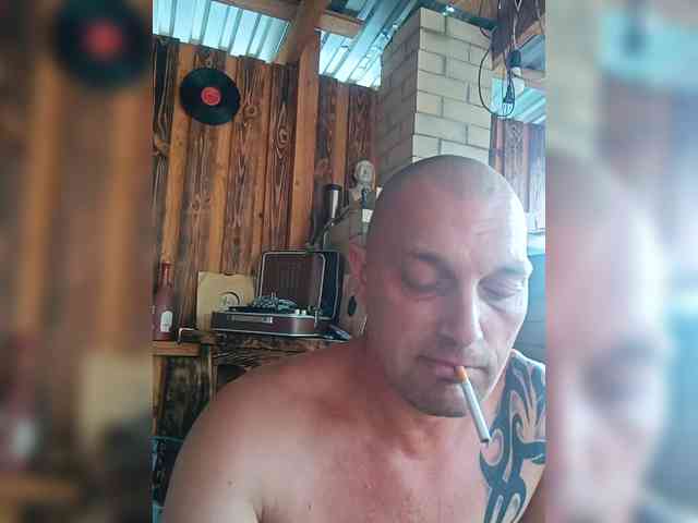 Roman-2211 Sex Cam Show