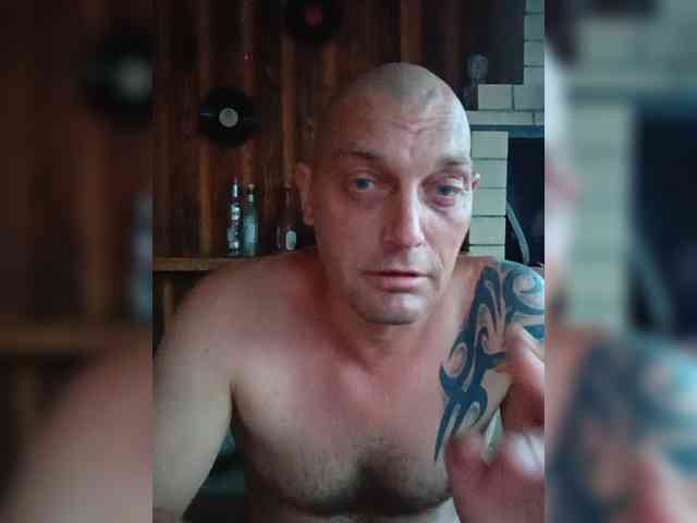 Roman-2211 Sex Cam Show