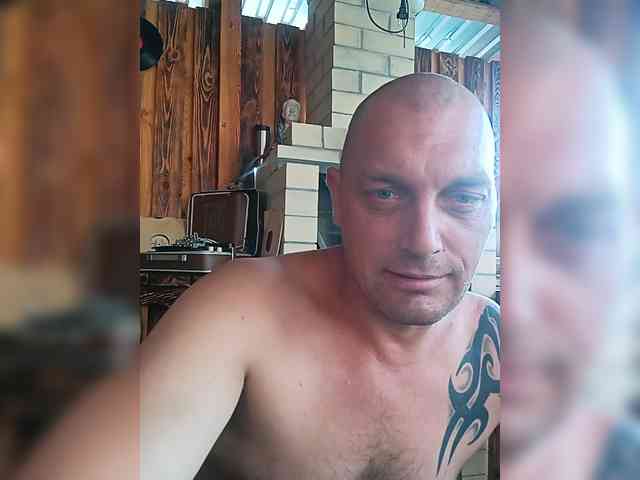 Roman-2211 Sex Cam Show