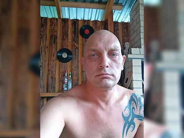Roman-2211 Sex Cam Show