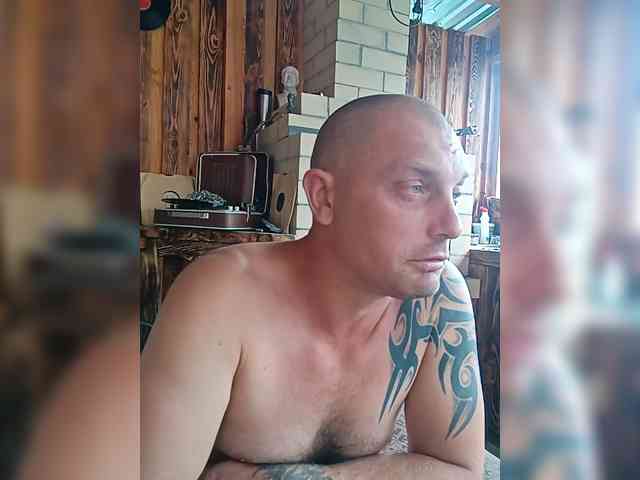 Roman-2211 Sex Cam Show