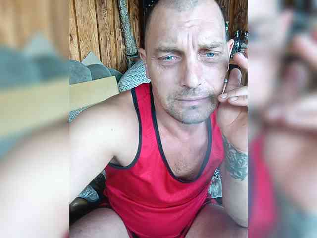 Roman-2211 Live Webcam on BongaCams