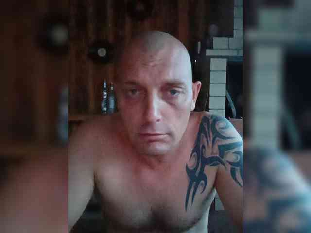 Roman-2211 Sex Cam Show