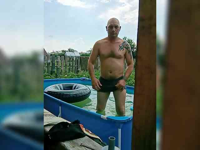 Roman-2211 Sex Cam Show