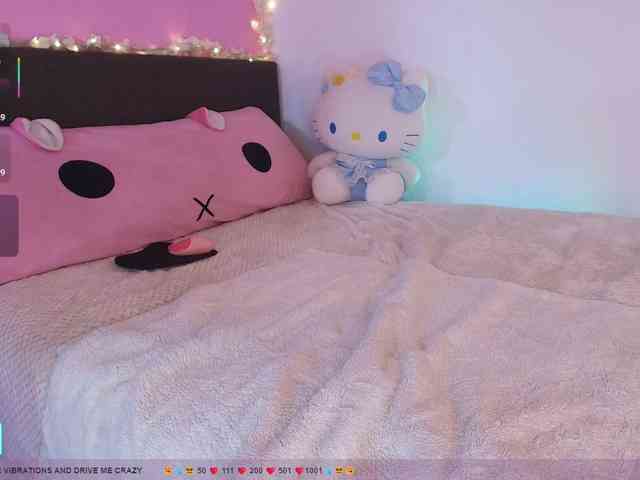meegan-foxy webcam
