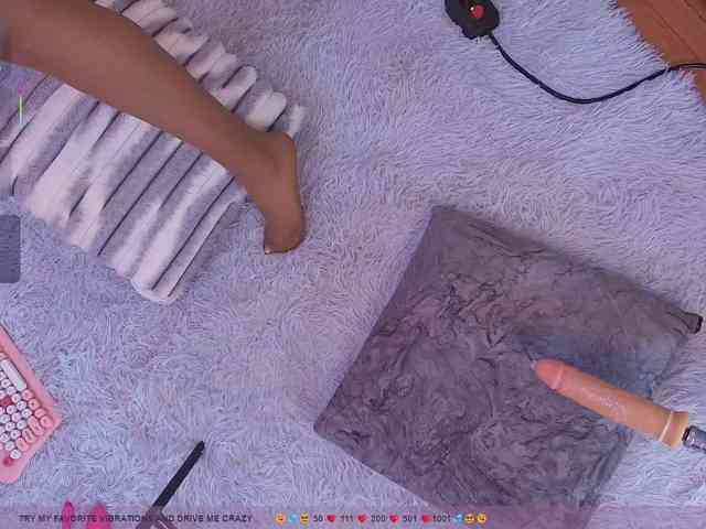 meegan-foxy Live Webcam on BongaCams