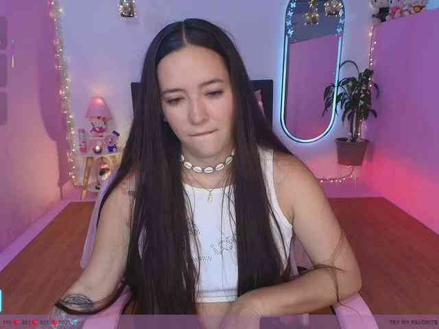 meegan-foxy webcam