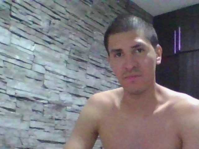Sexylatin64