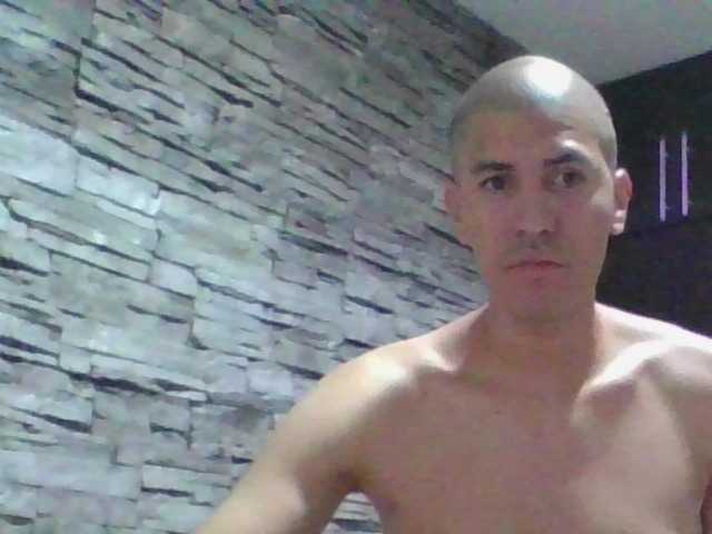 Sexylatin64