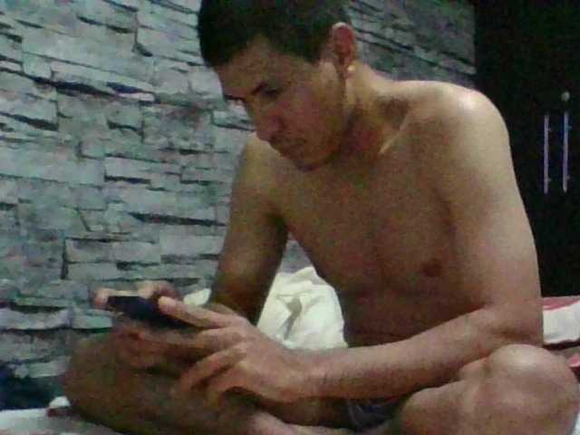 Sexylatin64
