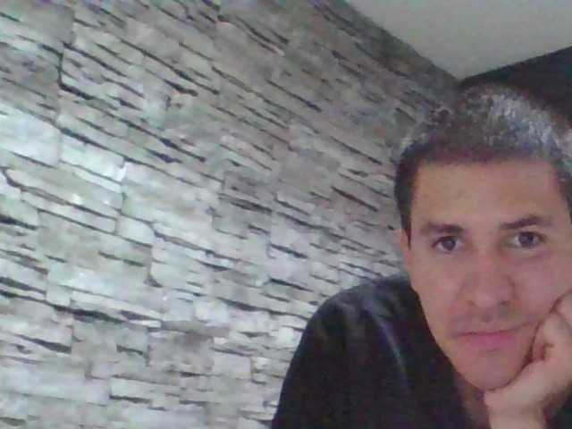 Sexylatin64