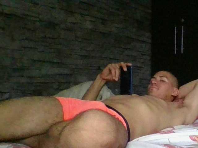 Sexylatin64 live cam preview