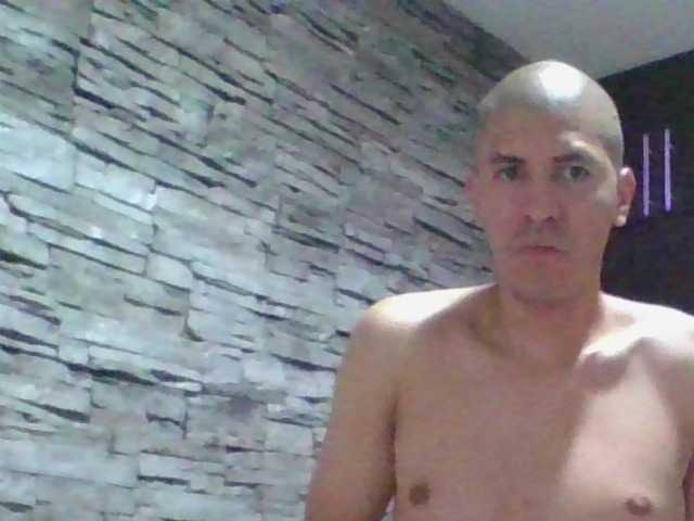 Sexylatin64