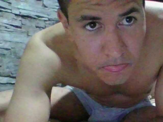 Sexylatin64
