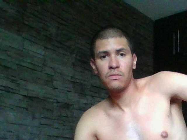 Sexylatin64