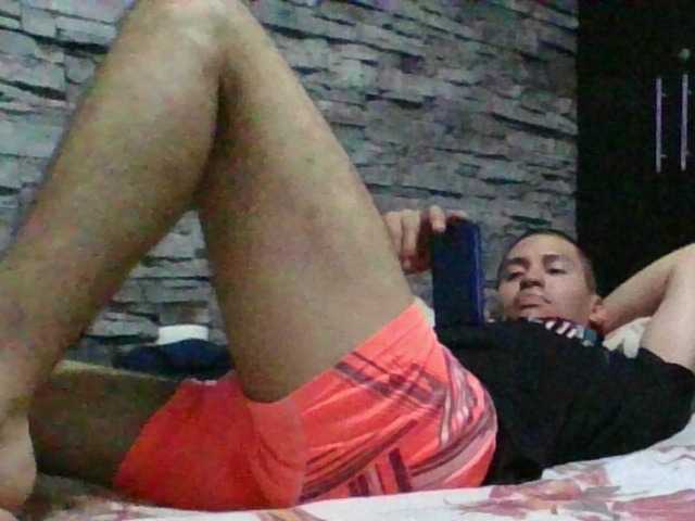 Sexylatin64