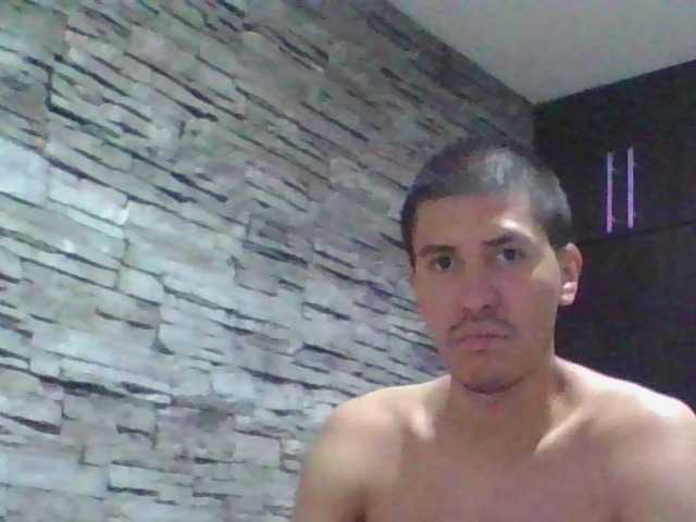 Sexylatin64