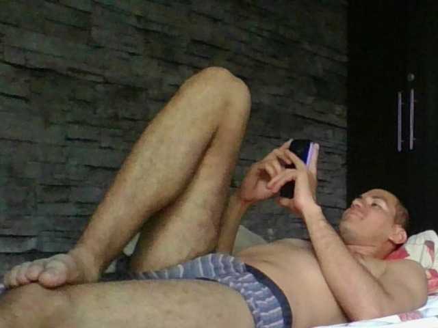 Sexylatin64