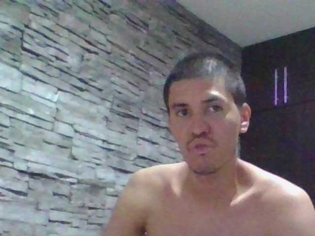 Sexylatin64