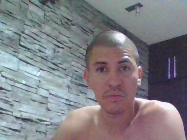 Sexylatin64