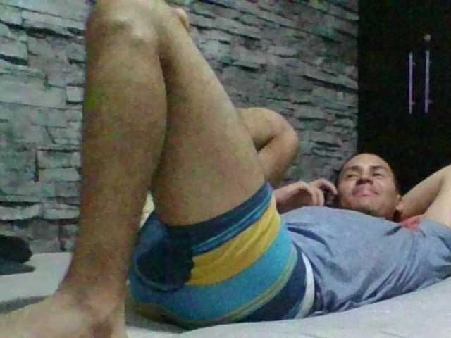 Sexylatin64