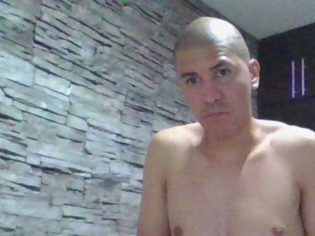 Sexylatin64