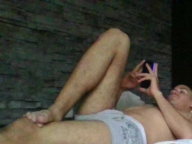 Sexylatin64