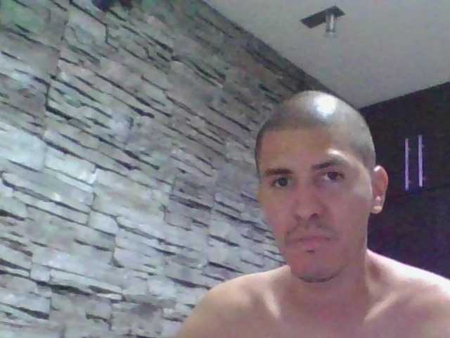 Sexylatin64