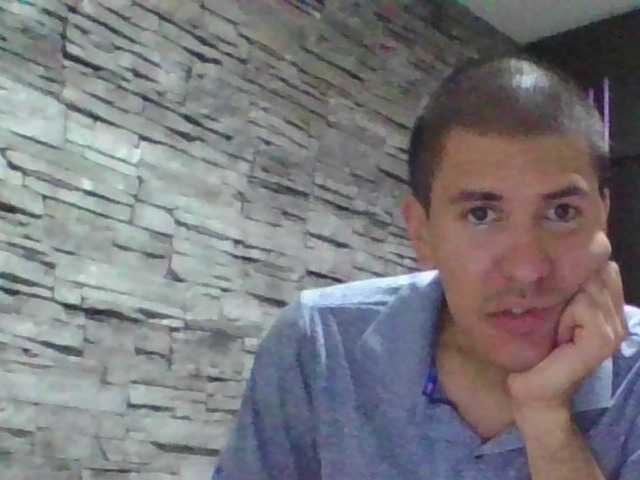 Sexylatin64