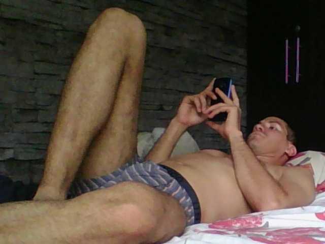 Sexylatin64