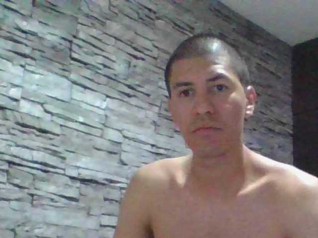 Sexylatin64