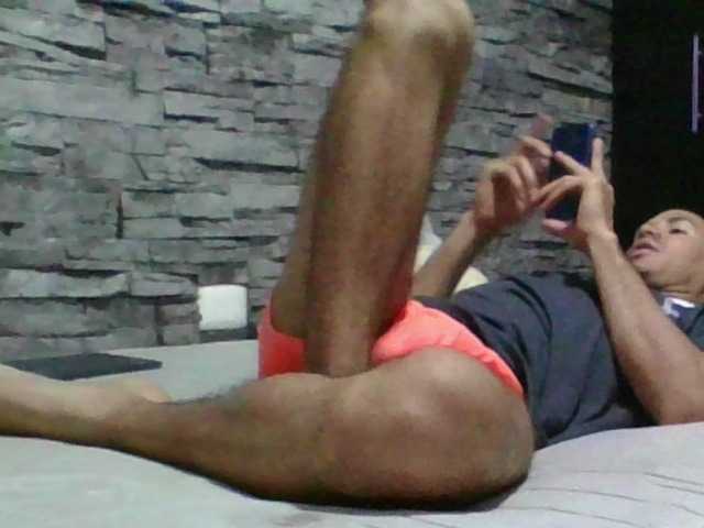 Sexylatin64