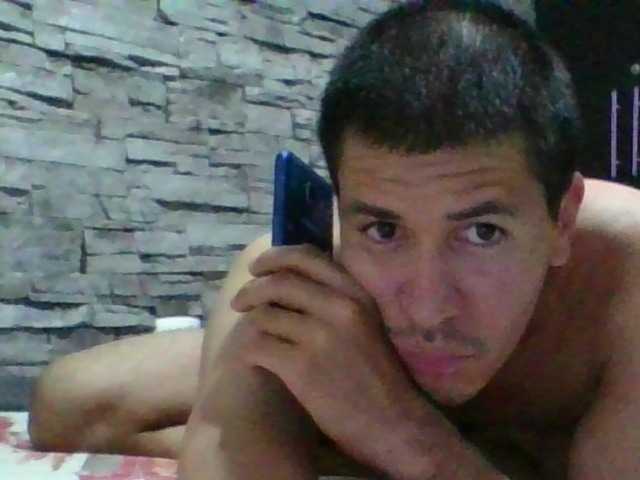 Sexylatin64