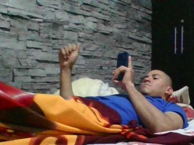 Sexylatin64