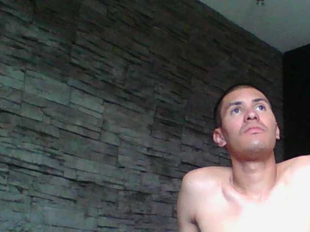 Sexylatin64
