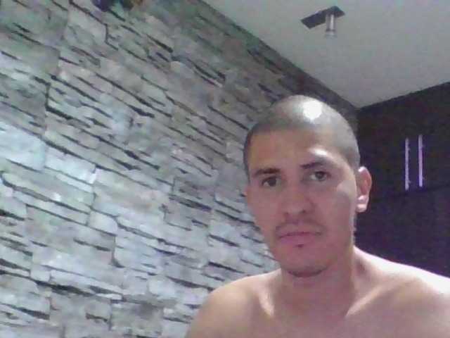 Sexylatin64