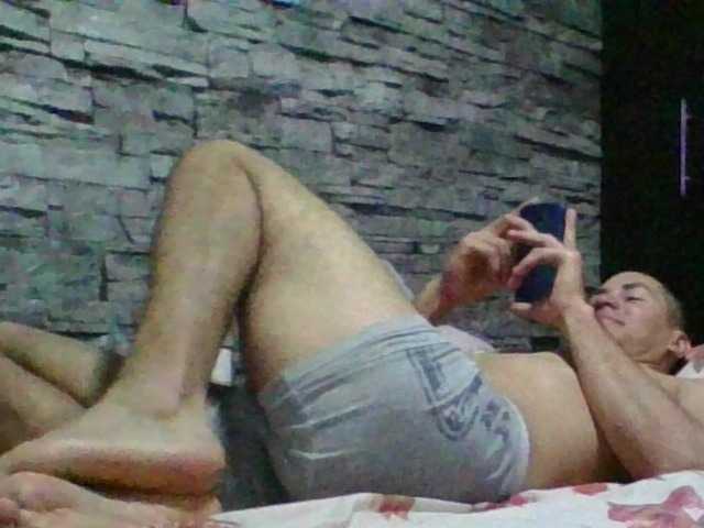 Sexylatin64