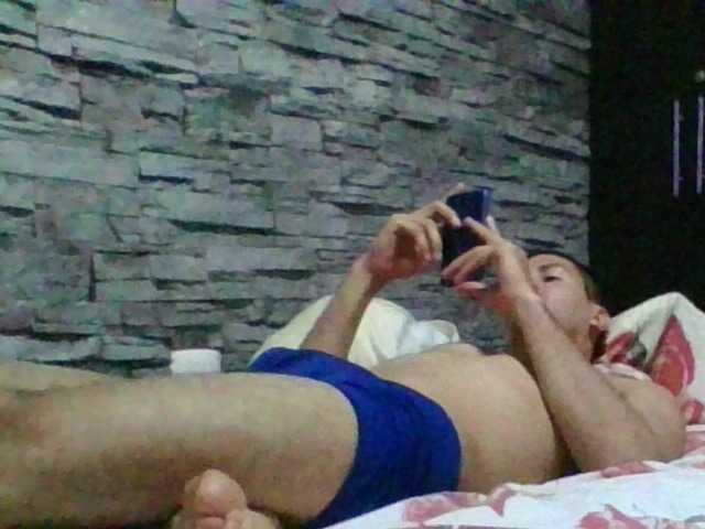 Sexylatin64