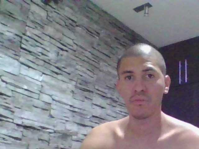Sexylatin64